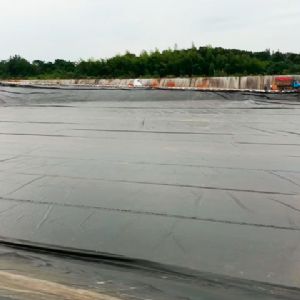 土工膜施工現(xiàn)場